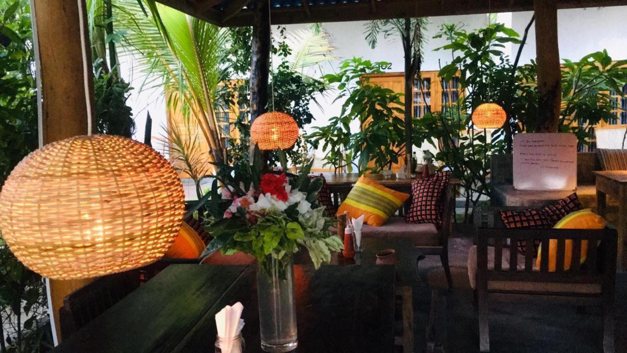 Cili Hotel Baie d'Arugam Extérieur photo