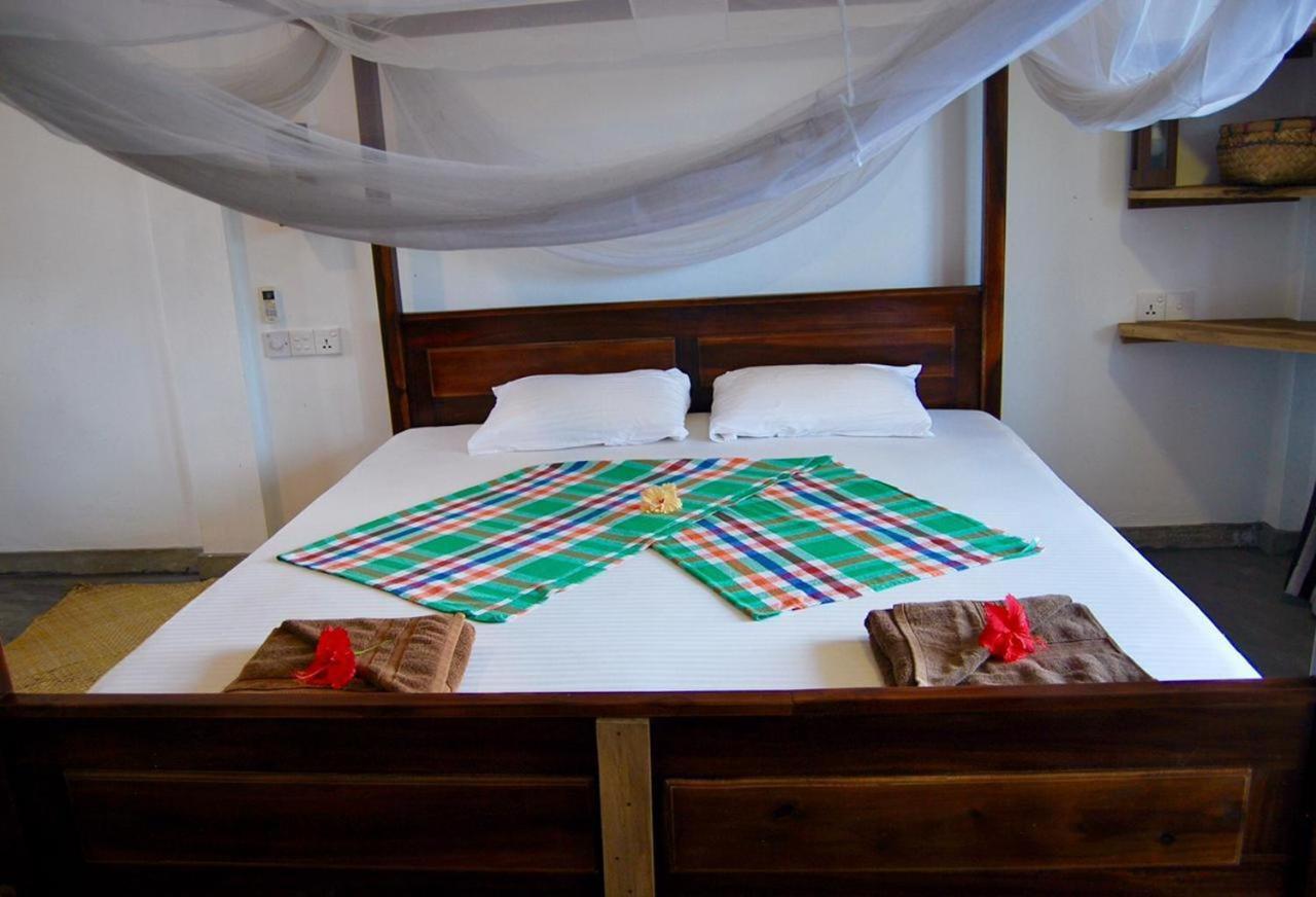 Cili Hotel Baie d'Arugam Extérieur photo