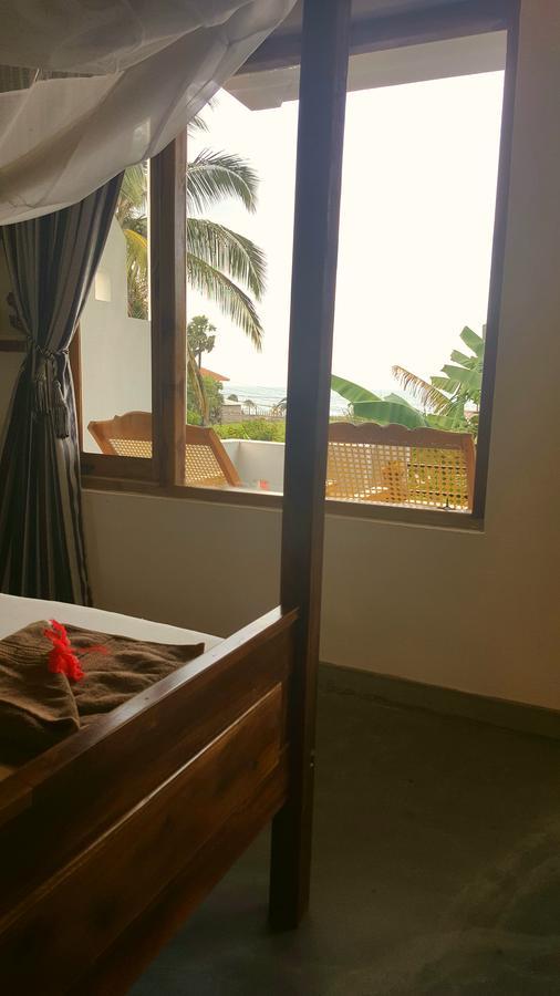 Cili Hotel Baie d'Arugam Extérieur photo