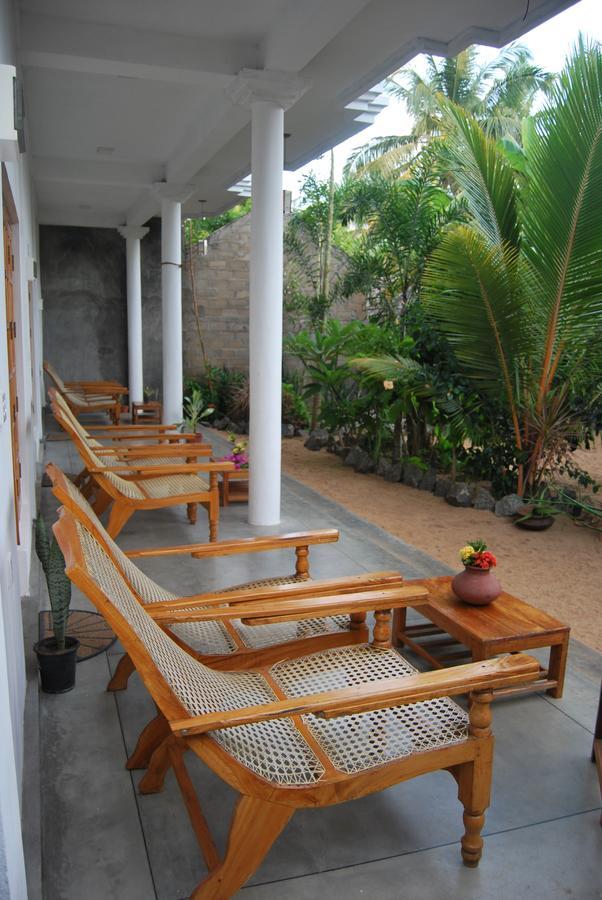 Cili Hotel Baie d'Arugam Extérieur photo