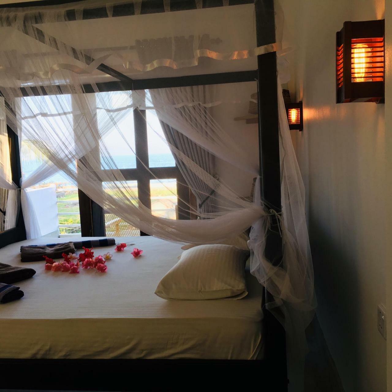 Cili Hotel Baie d'Arugam Extérieur photo